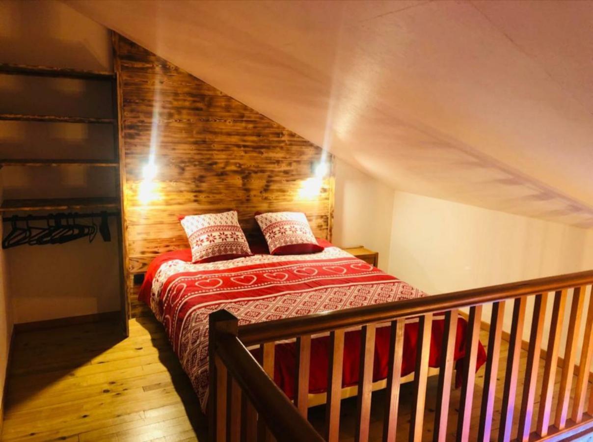 Chalet 8 Couchages A 100M Du Bas Des Pistes Et Commerces Les Angles  Εξωτερικό φωτογραφία