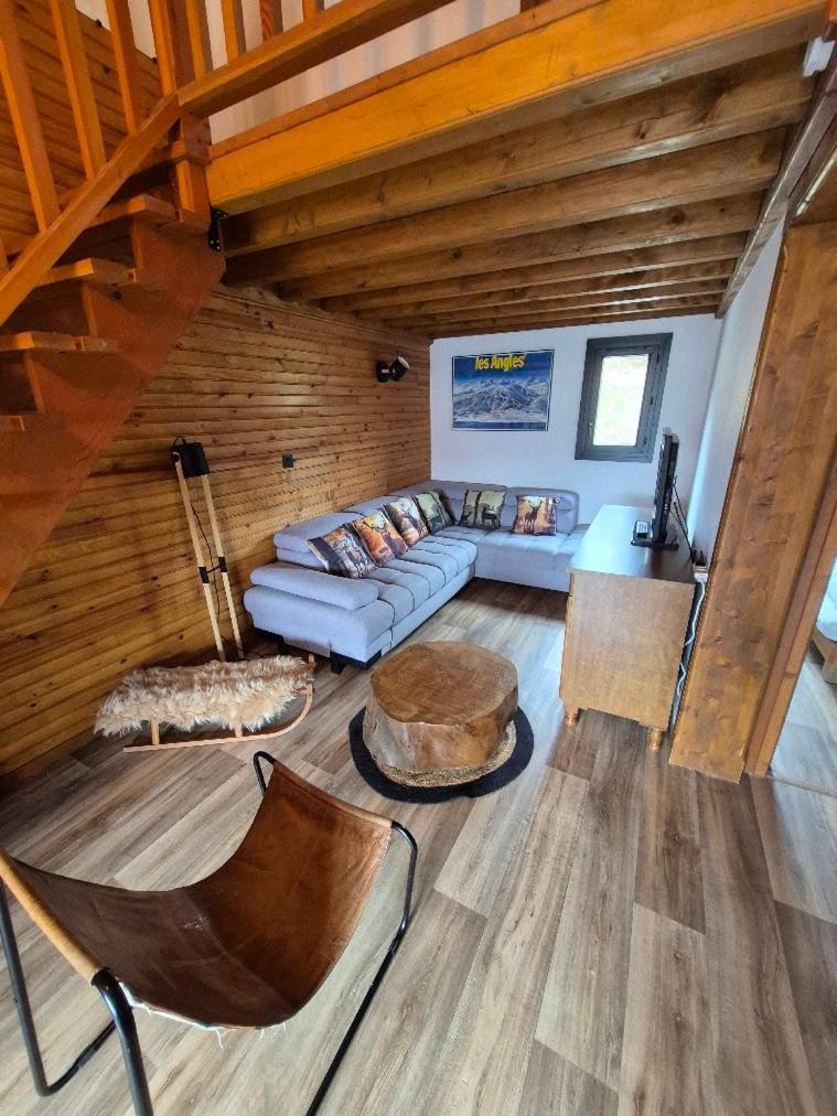 Chalet 8 Couchages A 100M Du Bas Des Pistes Et Commerces Les Angles  Εξωτερικό φωτογραφία